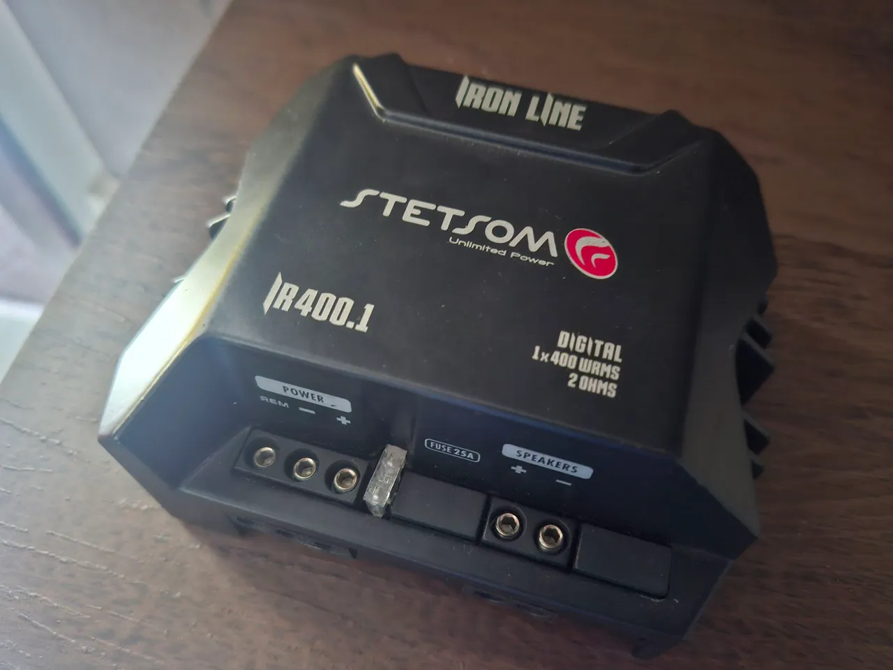 Amplificador Stetsom R400.1 - Som Automotivo Digital