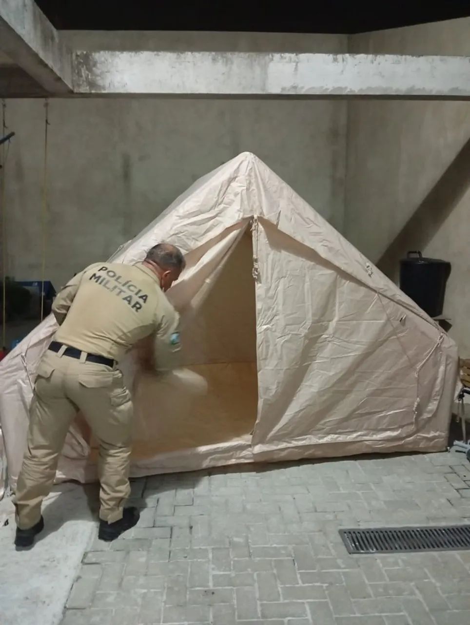 Tenda de Acampamento Inflável - Foto 3