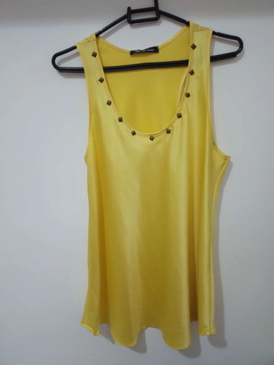 Blusa de cetim 