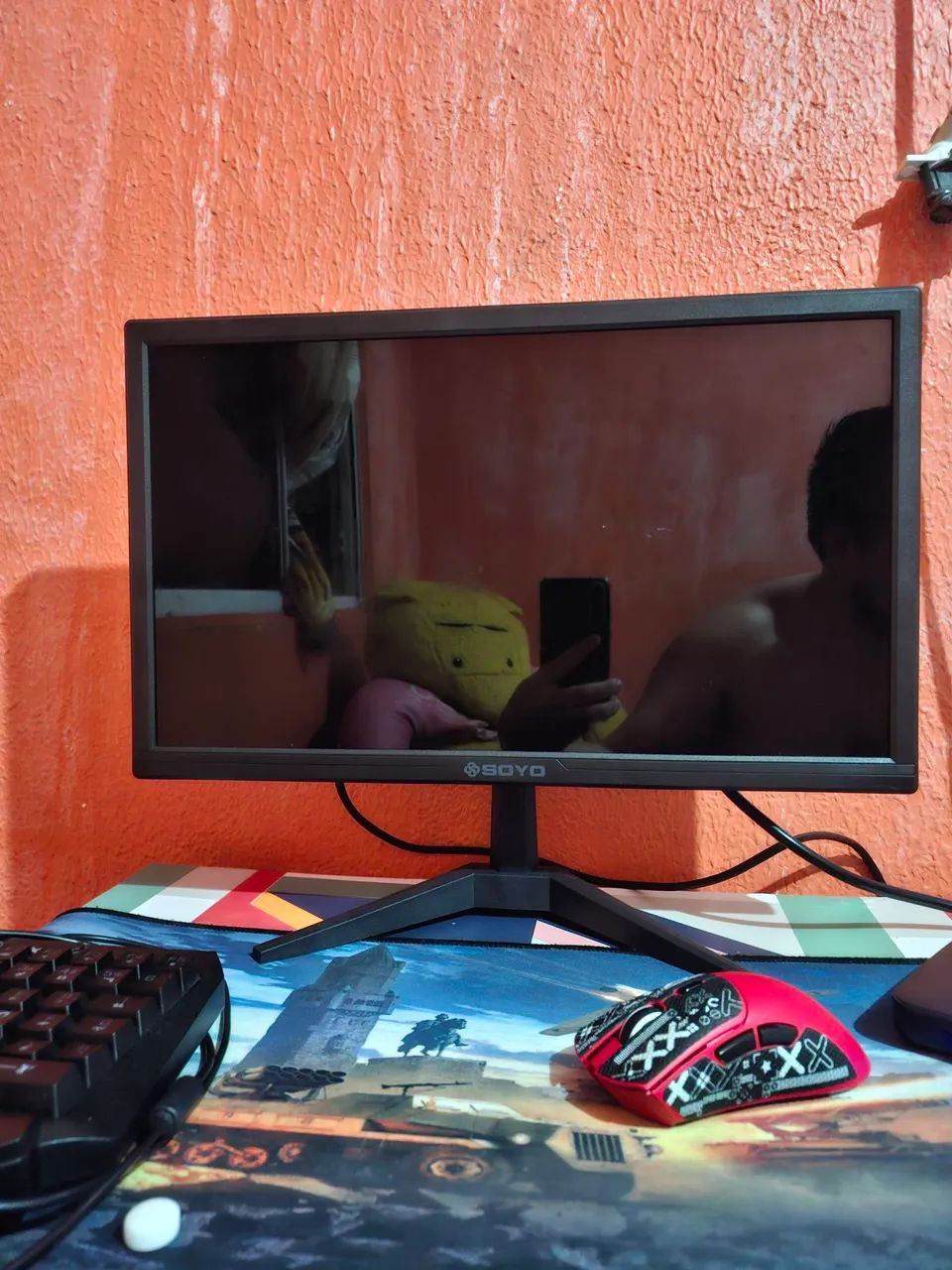 Monitor SOYO Top, entrada HDMI e VGA. 19°64296993397121120