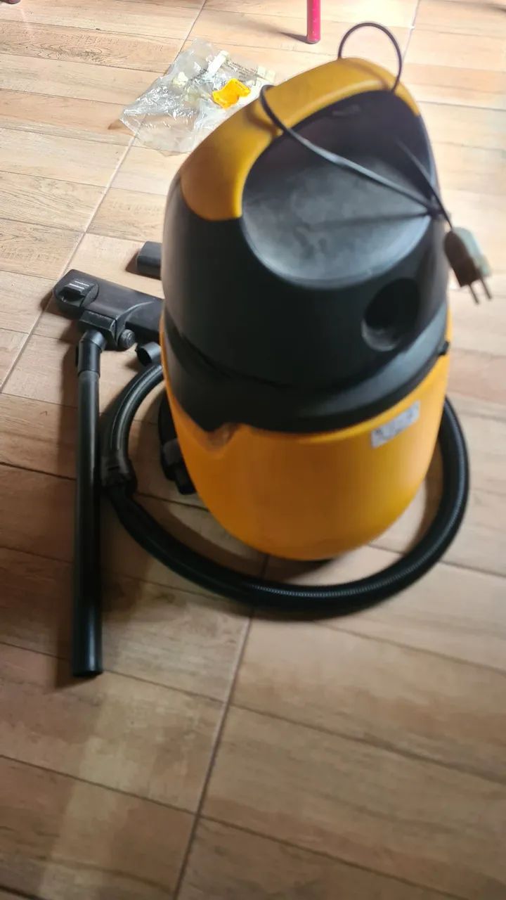 Aspirador Electrolux GT 3000 profissional - Foto 4
