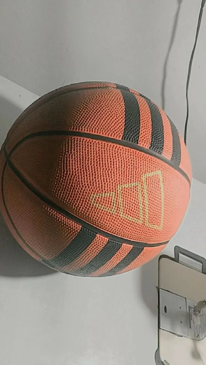 Bola de Basquete Adidas