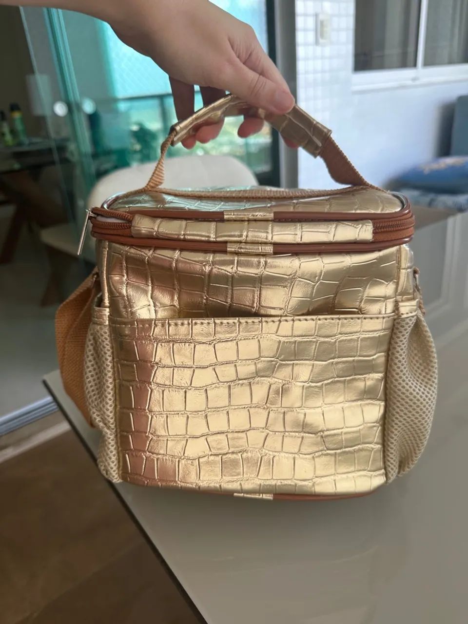 Bolsa Térmica Dourada Croco - Nova - Nunca Usada - Foto 4