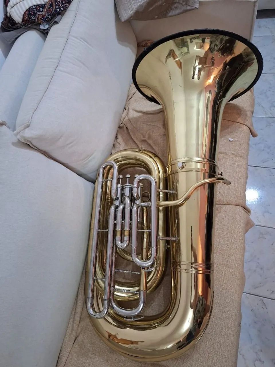 Tuba Conn 20j Si Bemol  - Foto 5