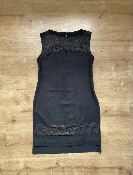Vestido preto tubinho tam 44 AMYGEE