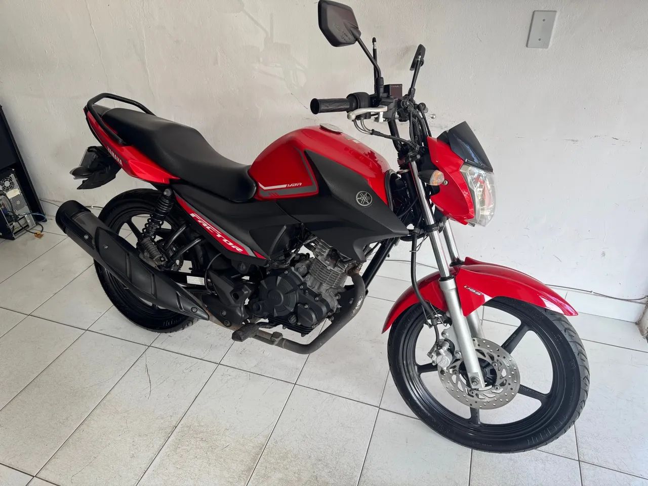 YAMAHA FACTOR 150cc ANO 2024 - IMPECÁVEL  - Foto 5