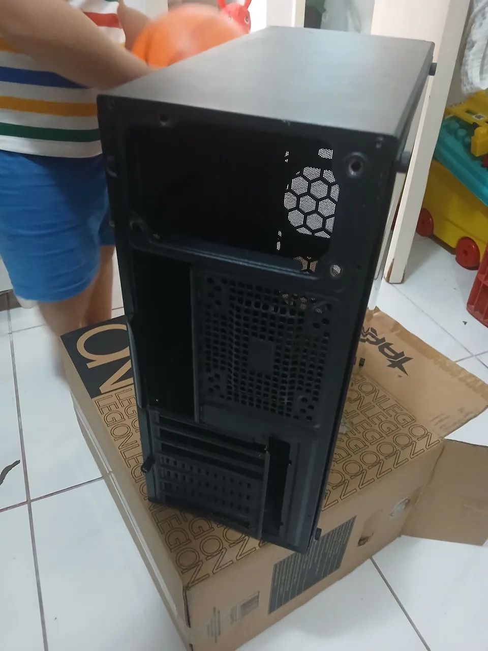 Gabinete gamer pc64407619721218122