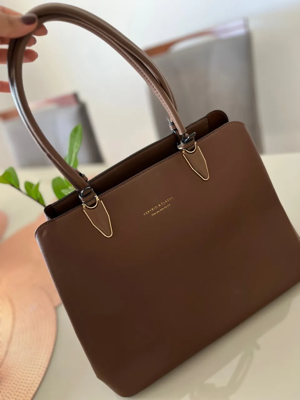 Bolsa de Mão Elegante Marrom - Veryrio & Classic