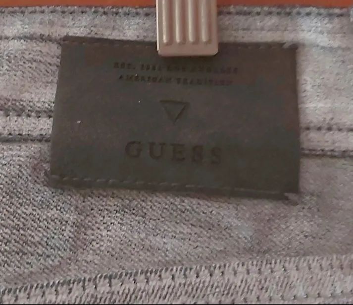 Calça masculina jeans Guess metalizada - Foto 5