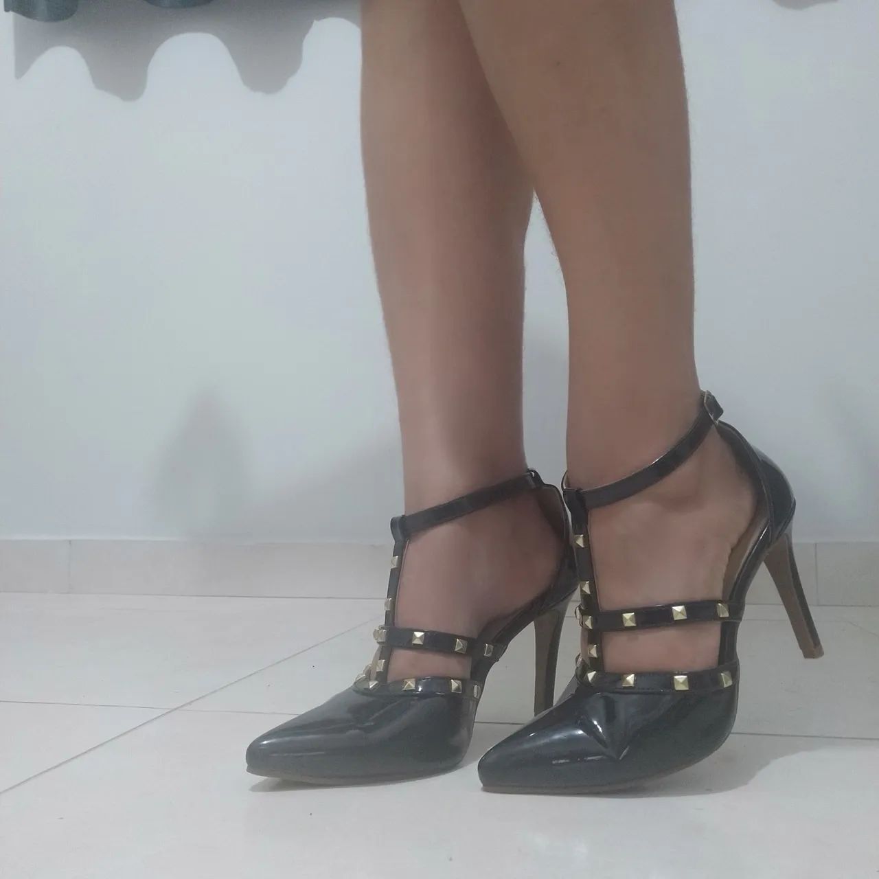 Sandália de salto alto preta