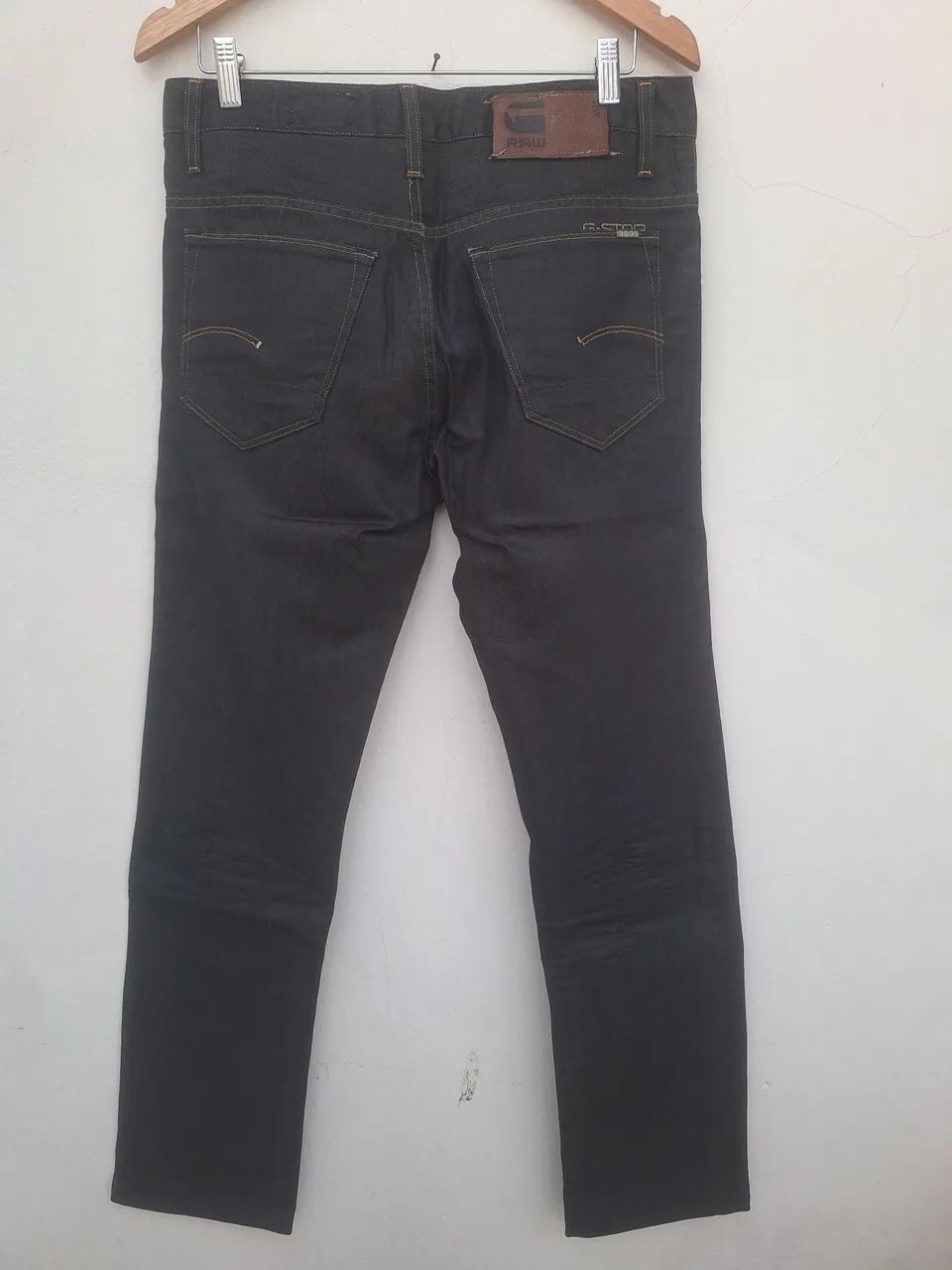calça jeans resinada g-star raw - Foto 3