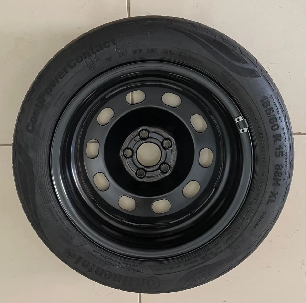 Pneus 185/60/R15 Step Estepe PowerContact Continental com Roda de Ferro de 15 Aço 5x100