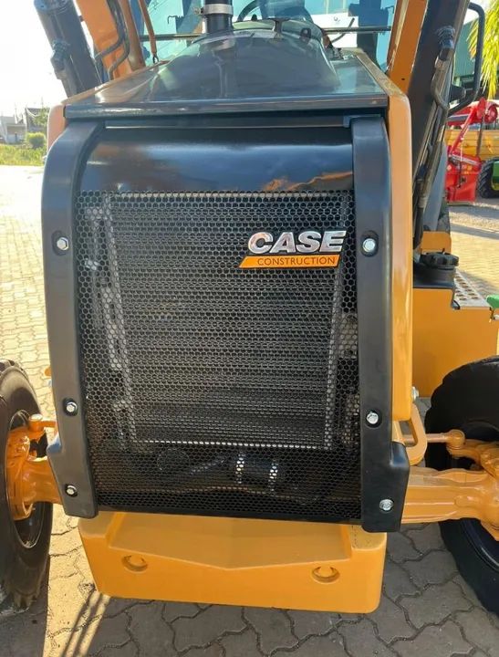 Retroescavadeira Case 580n Ano 2018 - Foto 4