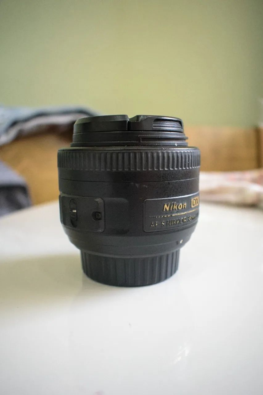 Lente Nikon 35mm f/1.8 AF-S | Impecável, Pouquíssimo Uso (Top para Retratos) - Foto 2