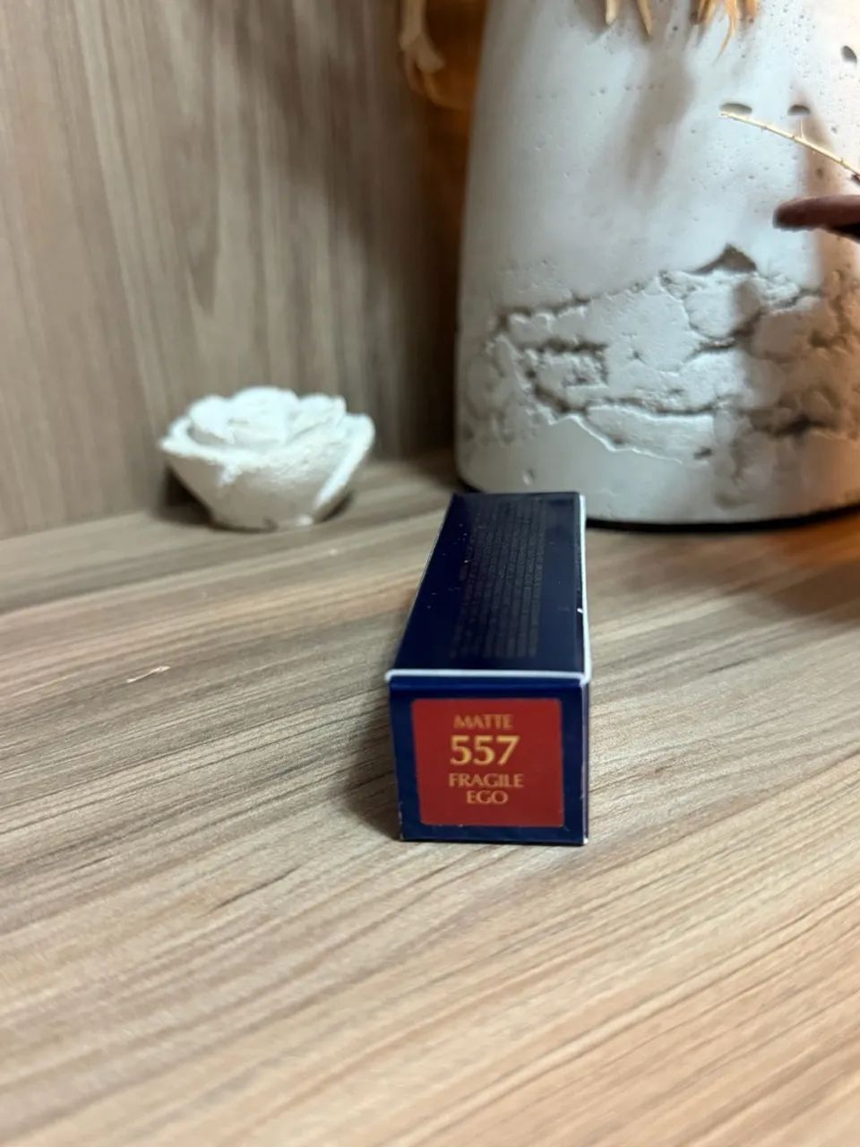 Batom Estée Lauder  - Foto 3