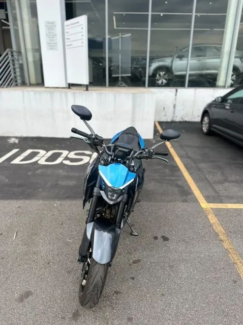 R350