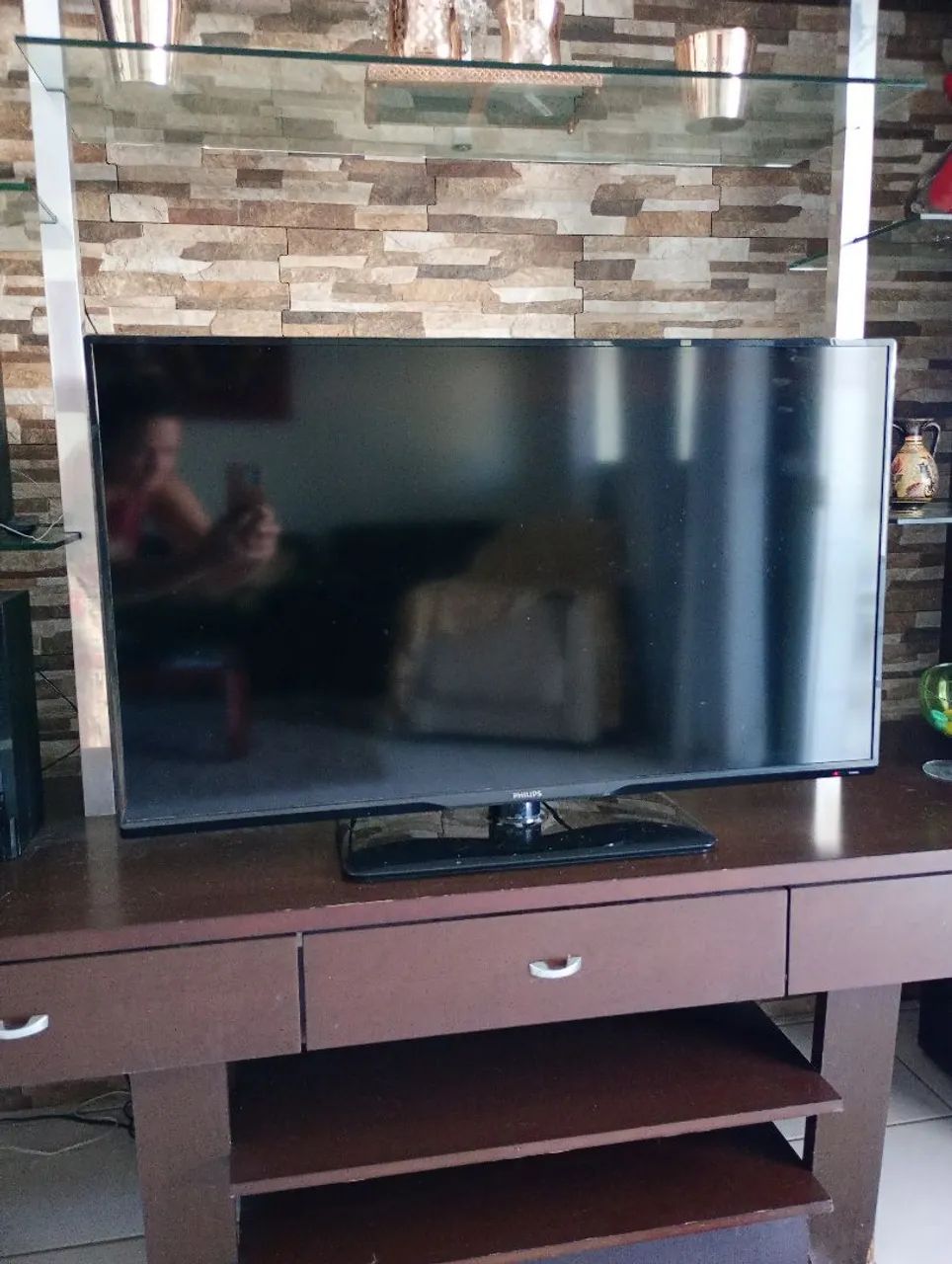 Vende-se televisão super conservada ,de marca Philips, de 40 polegadas. Ela não é smart. - Foto 4