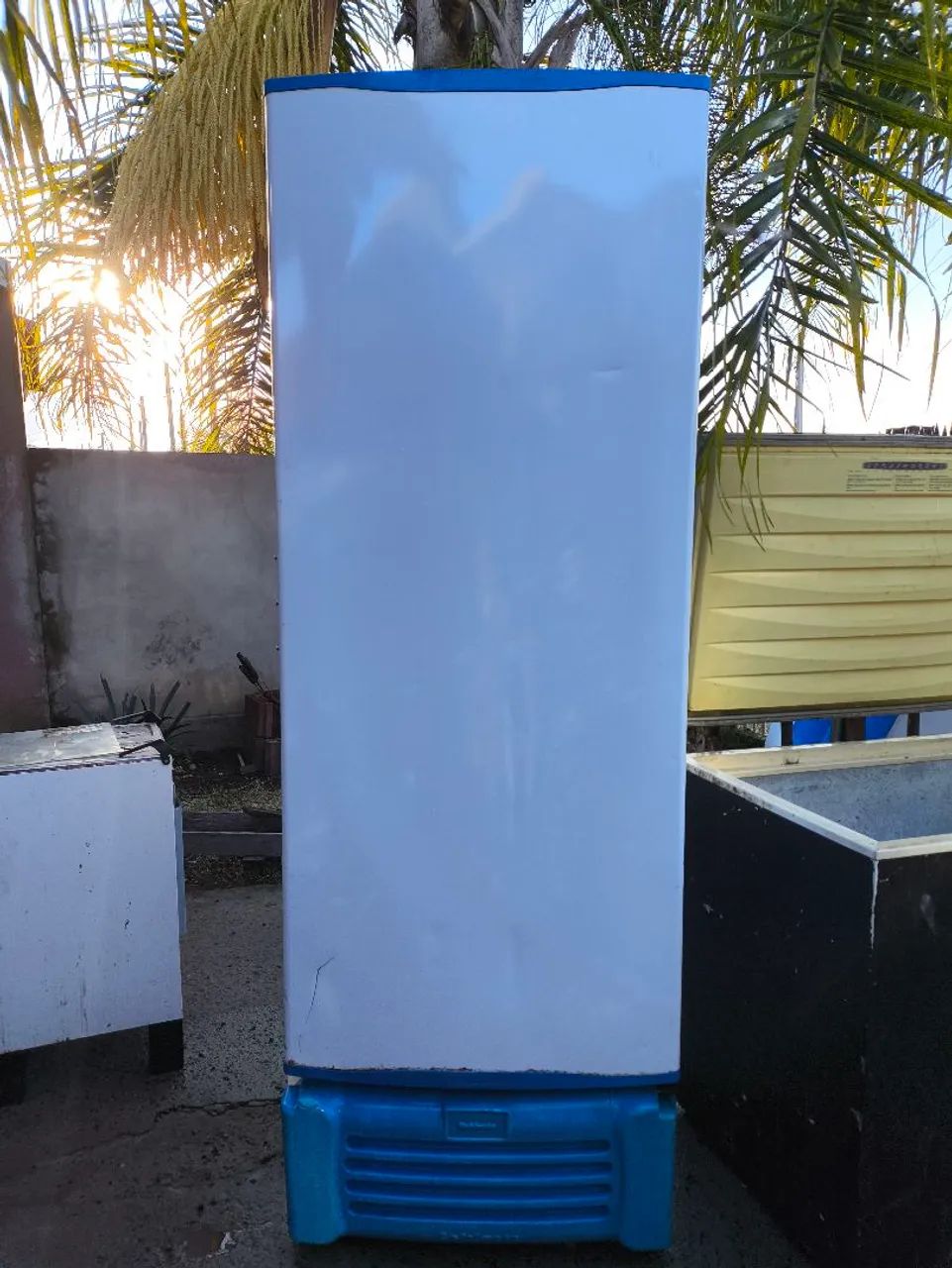 Vendo freezer de gelo - Foto 2