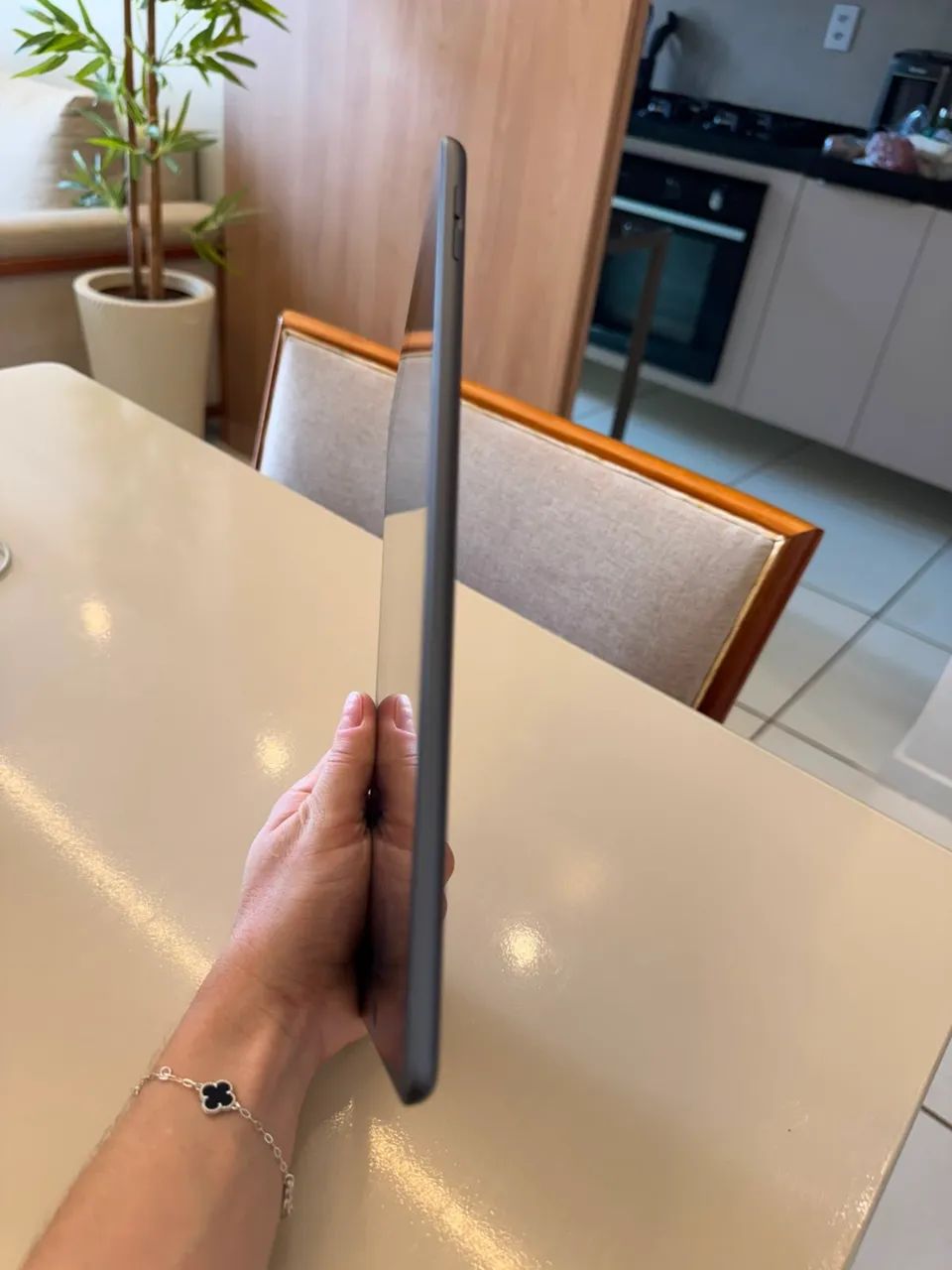 iPad 9th 64GB para vender ligeiro  - Foto 2