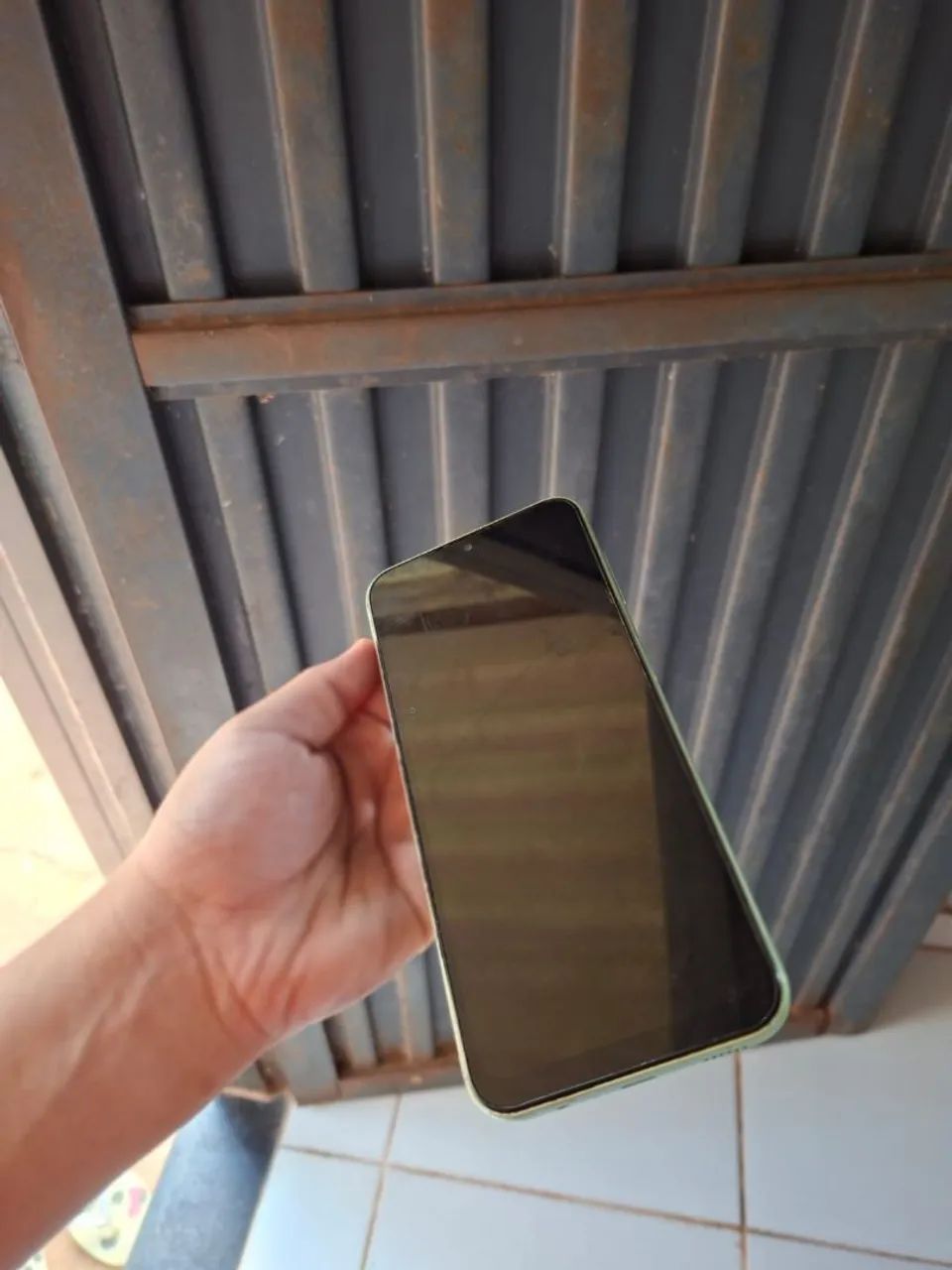 Celular em bom, era de uso pessoal, entrego - Foto 2