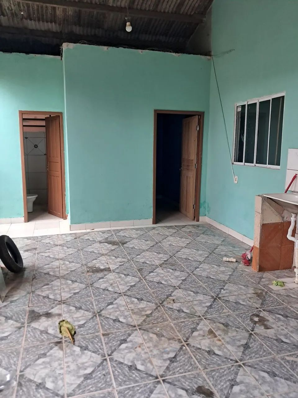 Aluga-se casa.   - Foto 2