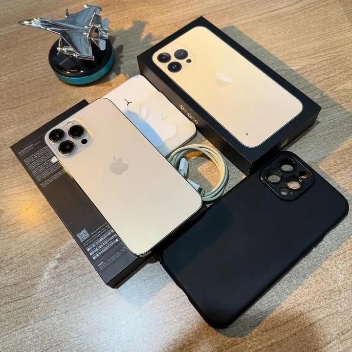 iPhone 13 Pro Max 128gb - aceito cartão até 18x - Celulares e