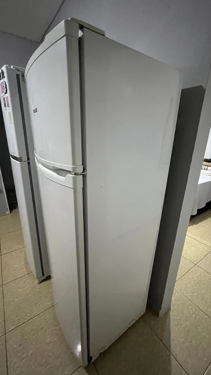 Vende-se geladeira cônsul usada  - Foto 4