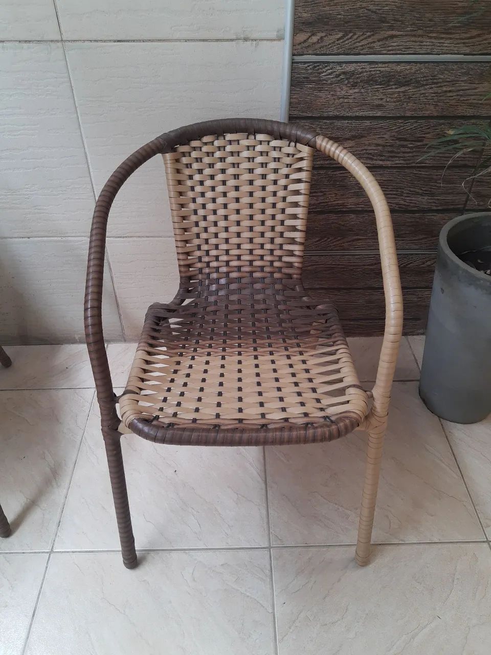 Conjunto com 4 cadeiras de terraço
