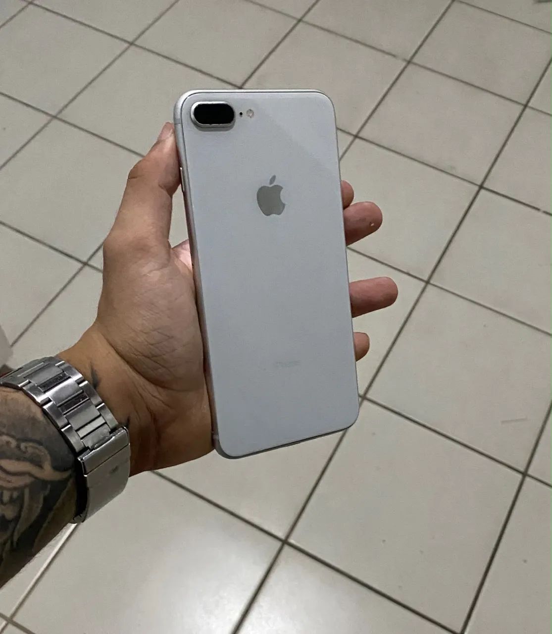 iPhone 8 Plus 