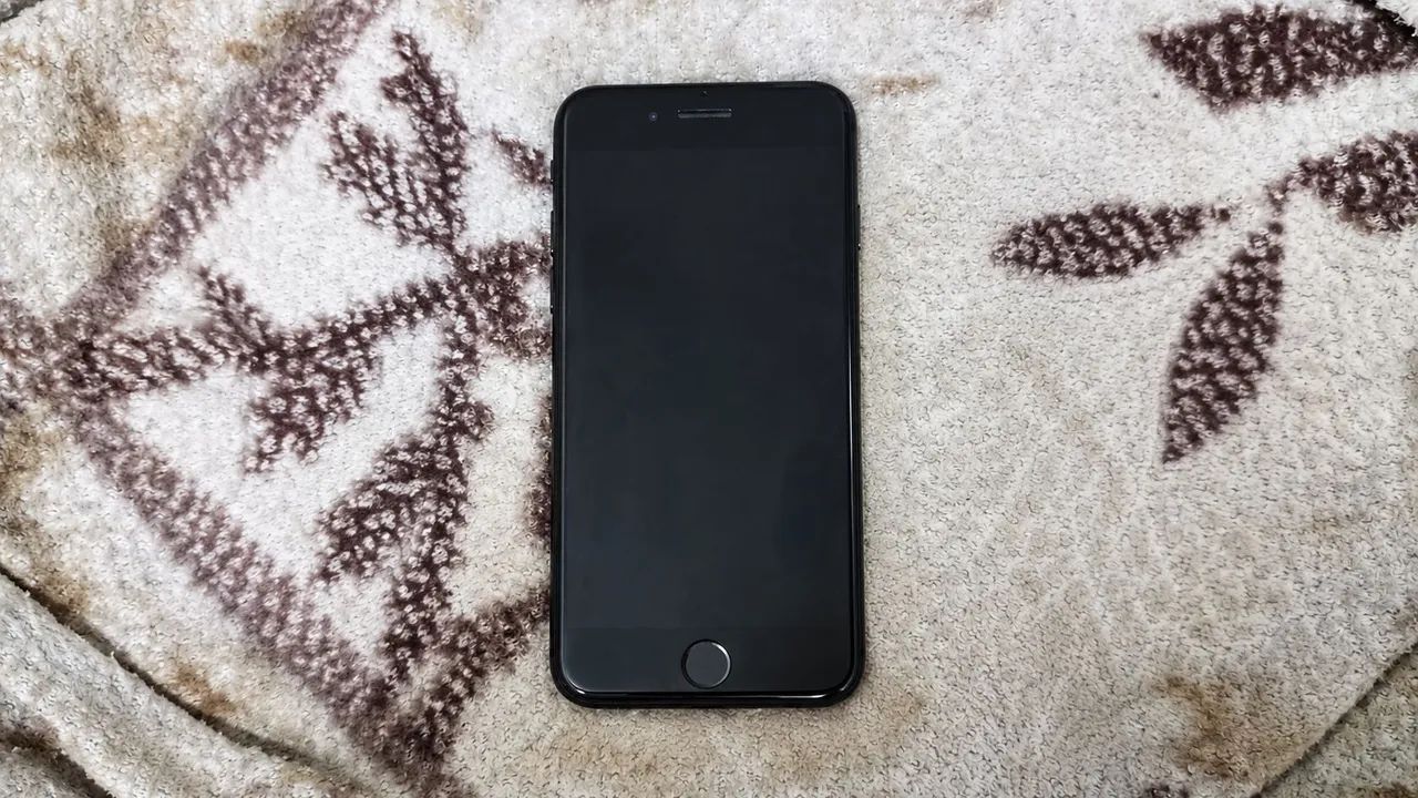 iPhone 8 Plus 256GB Com defeito