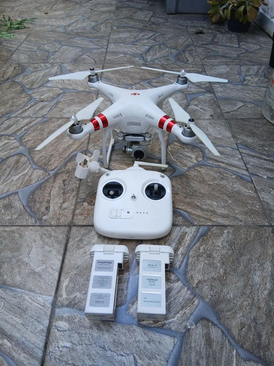 Drone dji phantom 3 standard 2 baterias - Foto 2