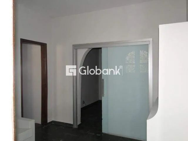 Casa 2 quartos à venda Centro 200m² Montes Claros MG - Foto 2