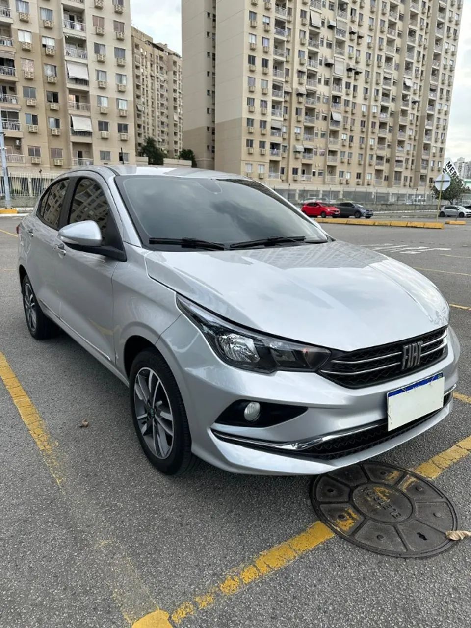 Fiat Cronos Precision 1.3 16V Flex Aut. 2023 - Foto 2