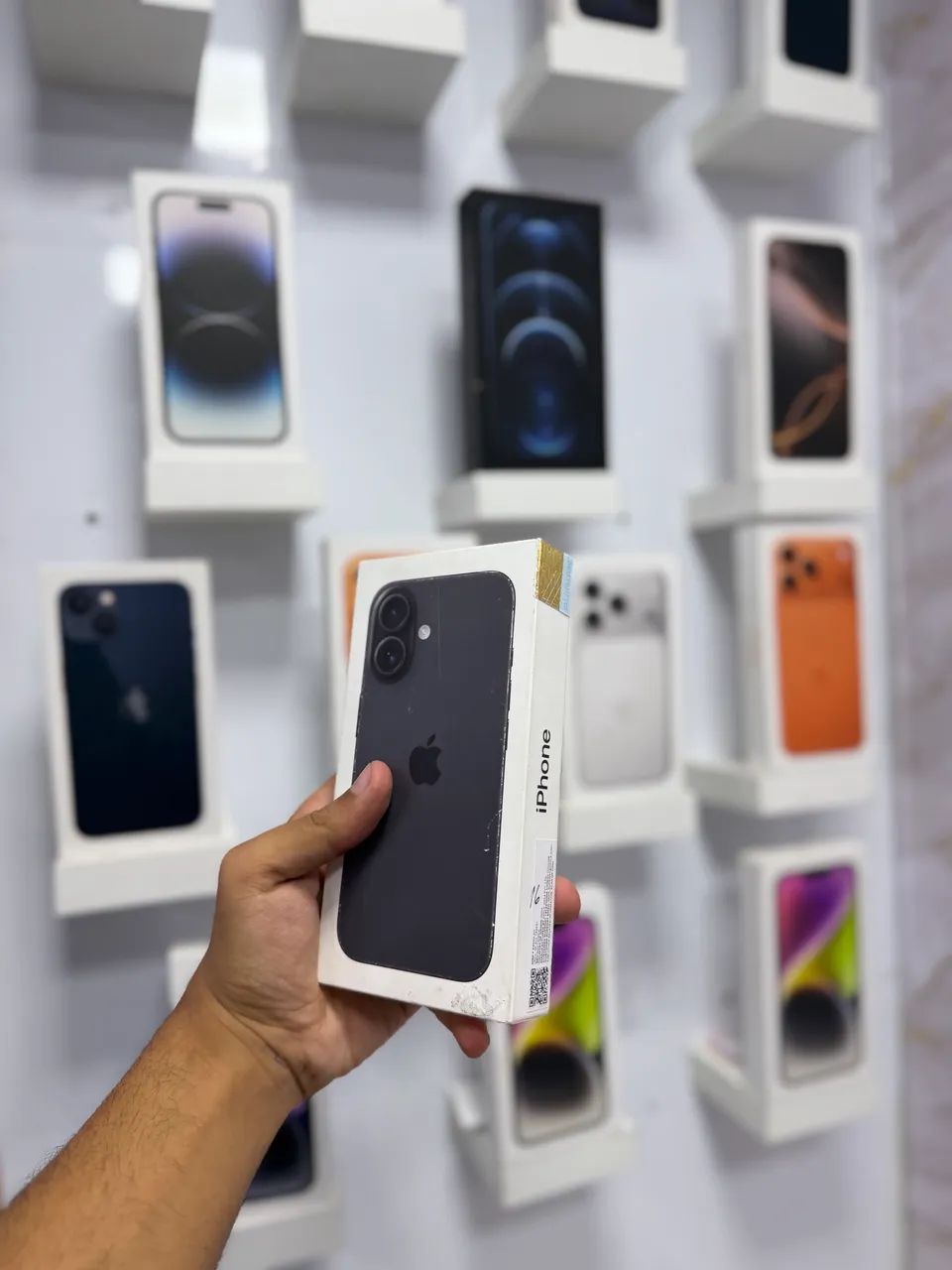 IPHONE 16 128 GB LACRADO  - Foto 3