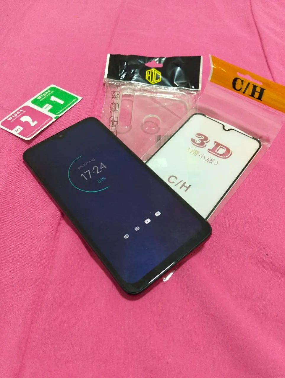 Moto g8 play em perfeito estado e garantia, capinha e película de brinde.  - Foto 4