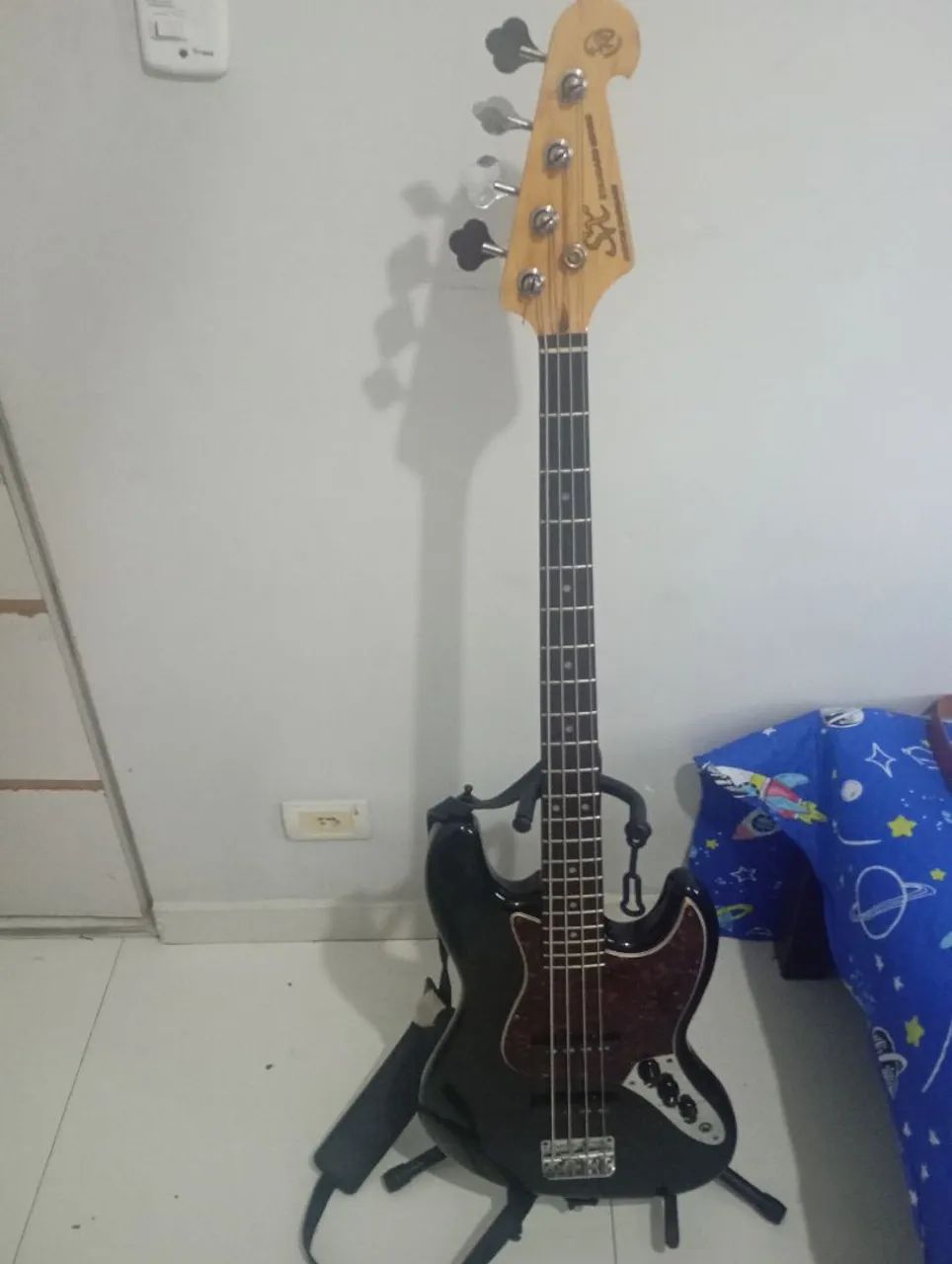 baixo sx sjb75