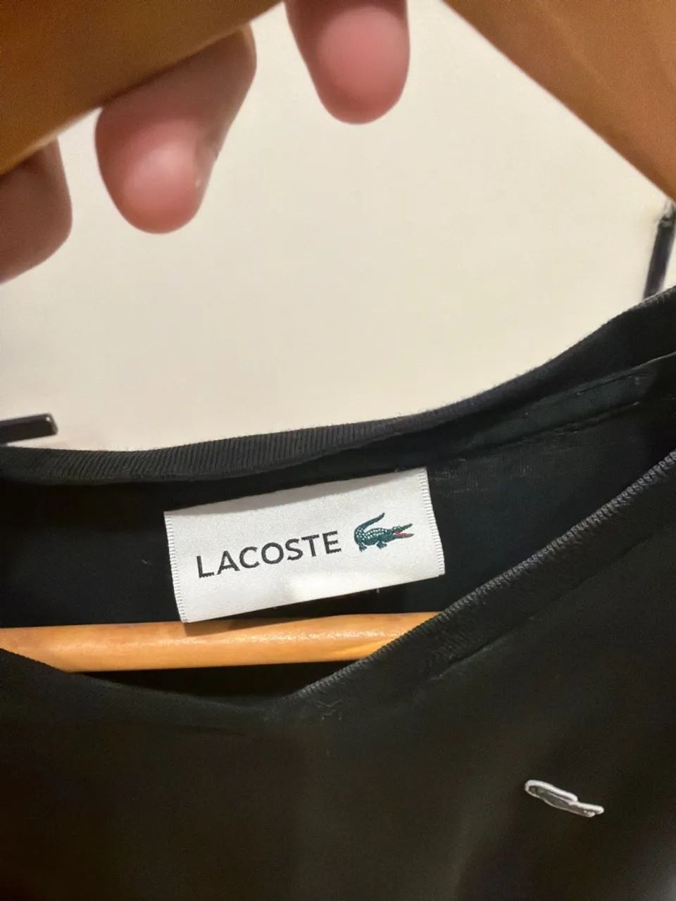 Camisa Lacoste gola V  - Foto 2