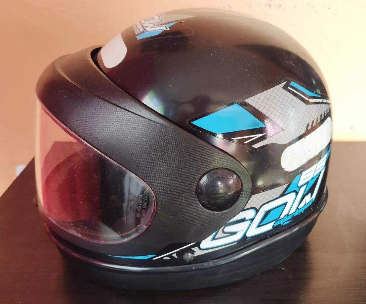 Vendo esses 2 capacetes