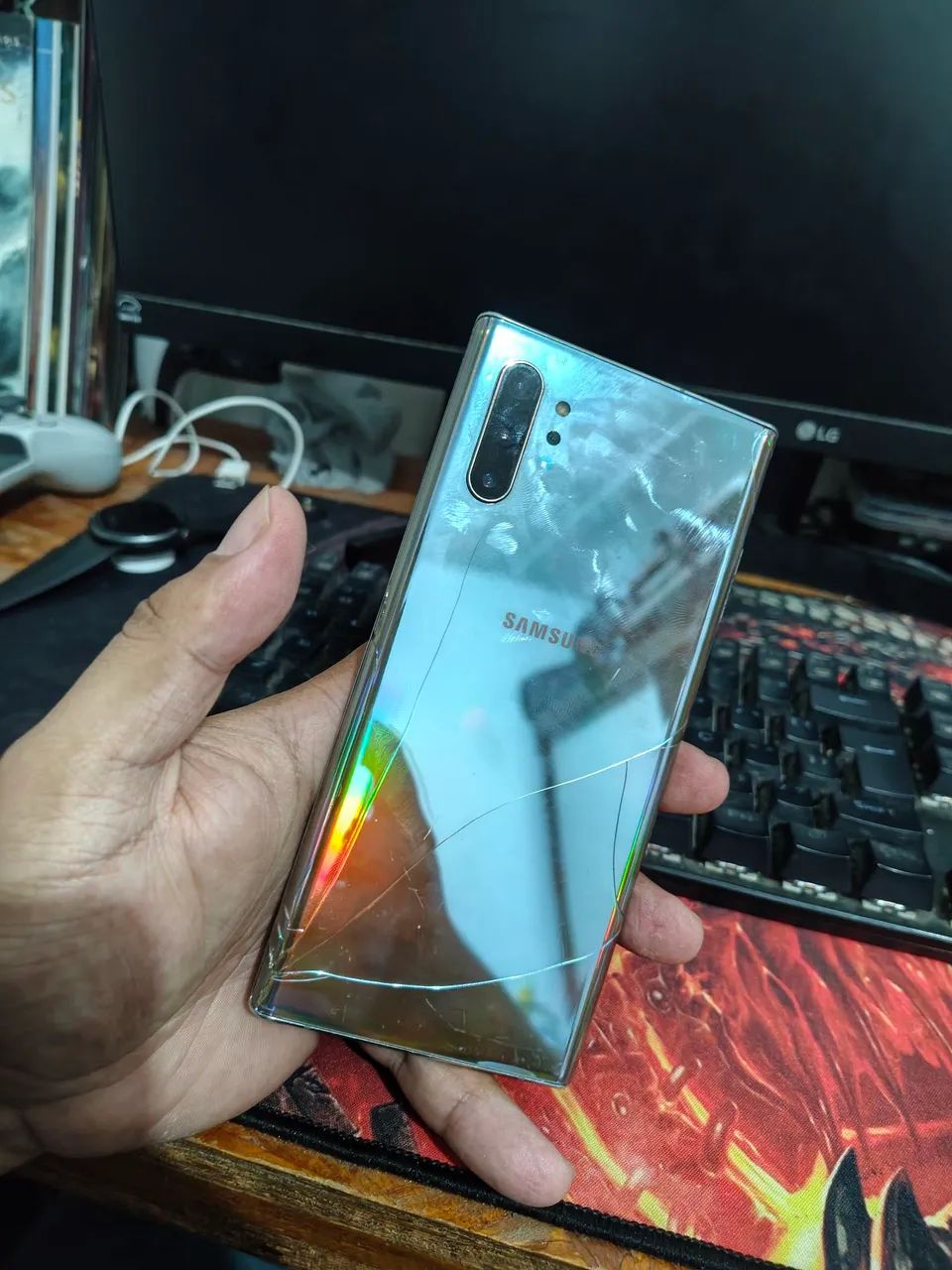 Galaxy note 10 plus com tela quebrada - Foto 2