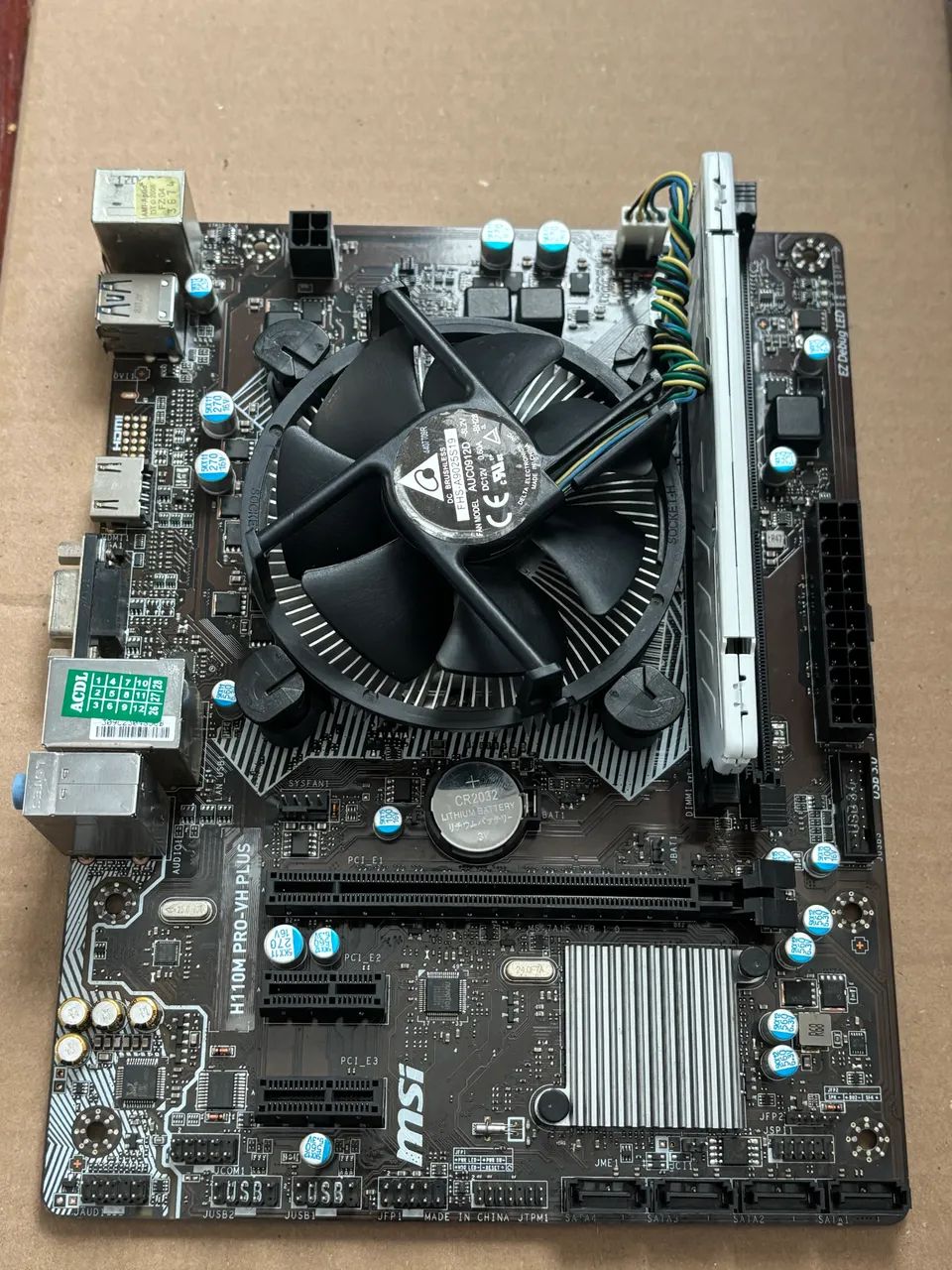 Kit Placa-mãe MSI H110M PRO-VH PLUS + i5 7400 + 8GB DDR4 - Foto 2