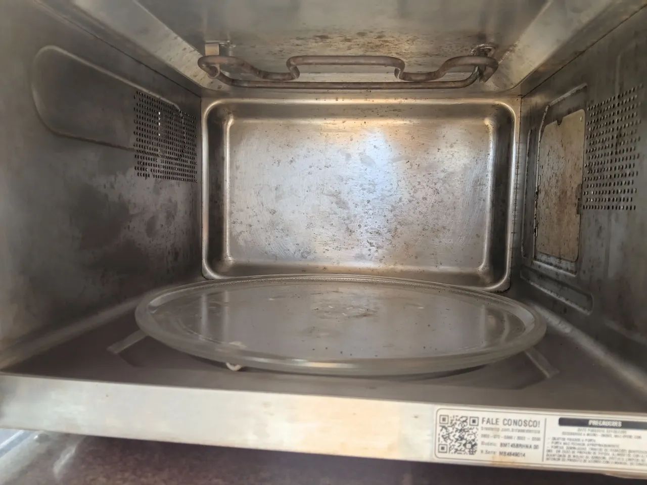 Microondas Brastemp com Grill 30L - Foto 3