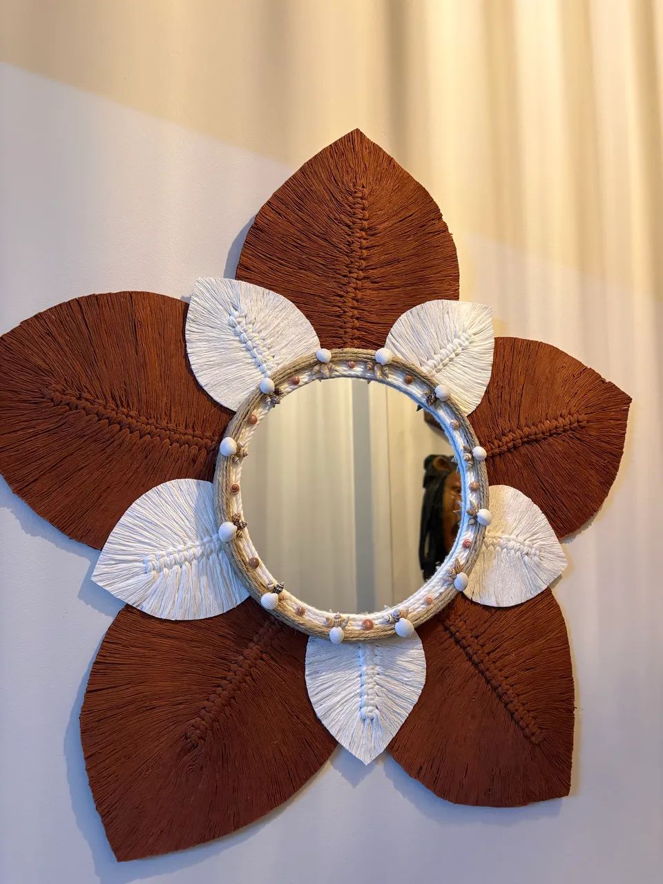 Espelho Redondo  Boho em Macramê - Modelo Flores de Verão  - Foto 2