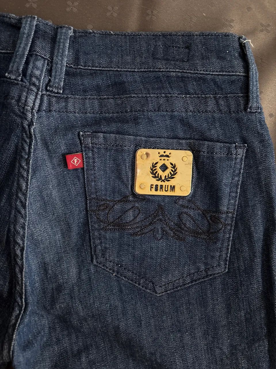 CALÇA JEANS ELASTANO FÓRUM ORIGINAL! Perfeita no corpo! - Foto 3