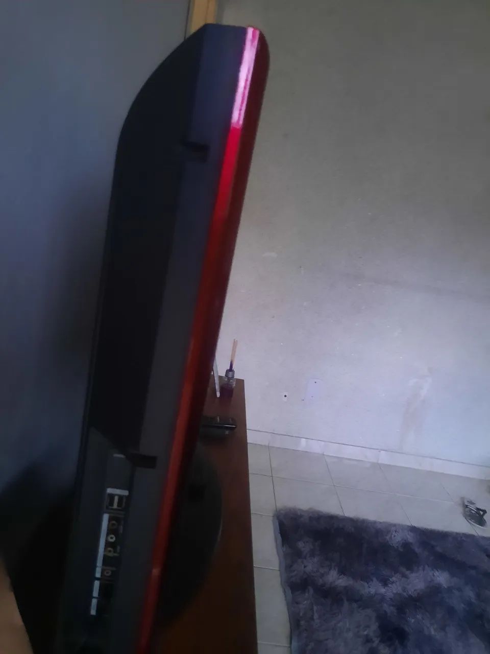 Vendo TV buster 42 polegadas não é smart - Foto 3