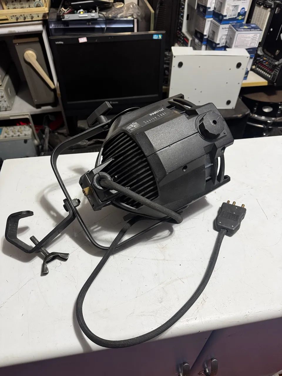 Refletor Source Four ParNel 750W 220V
