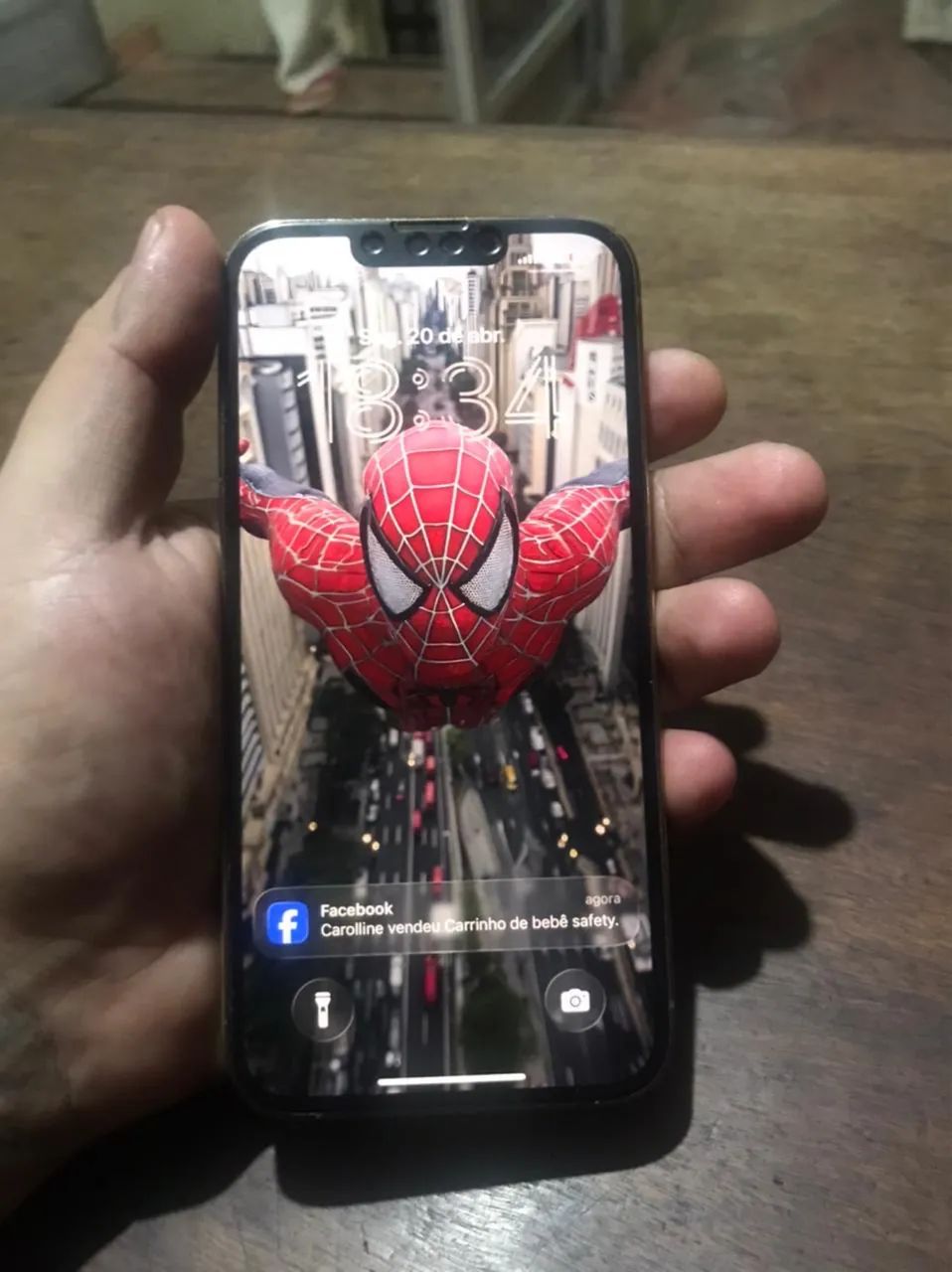 iPhone 13 Pro Gold  - Foto 3
