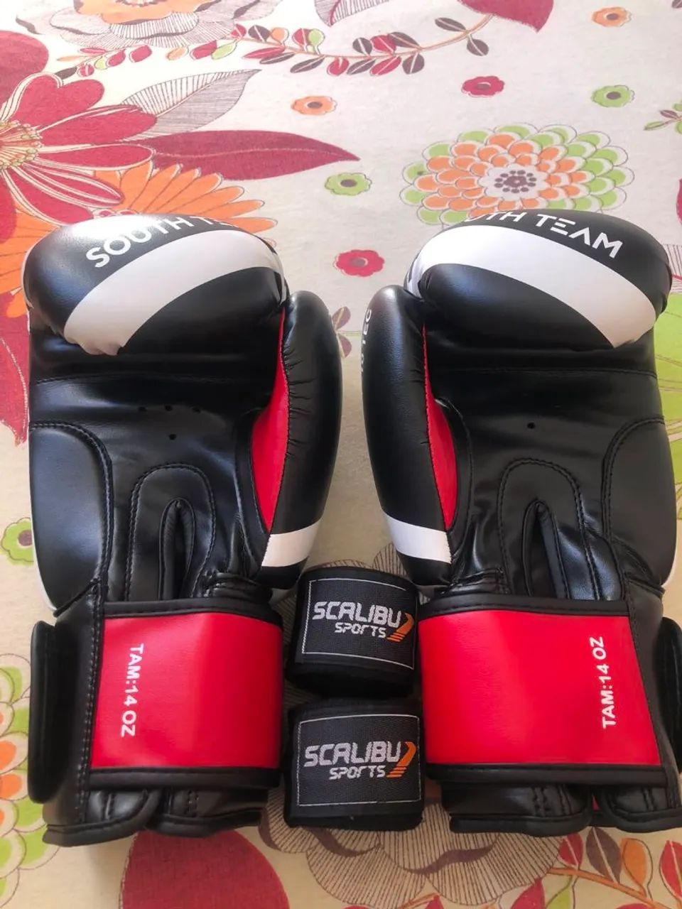 LUVAS DE BOXE E BANDAGE