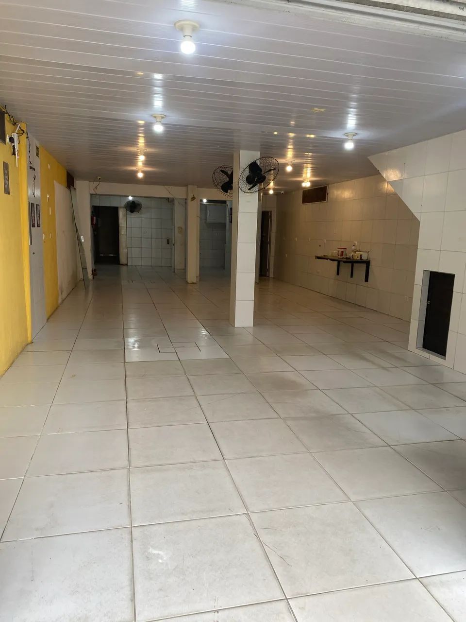 Alugo Ponto comercial + Residência 