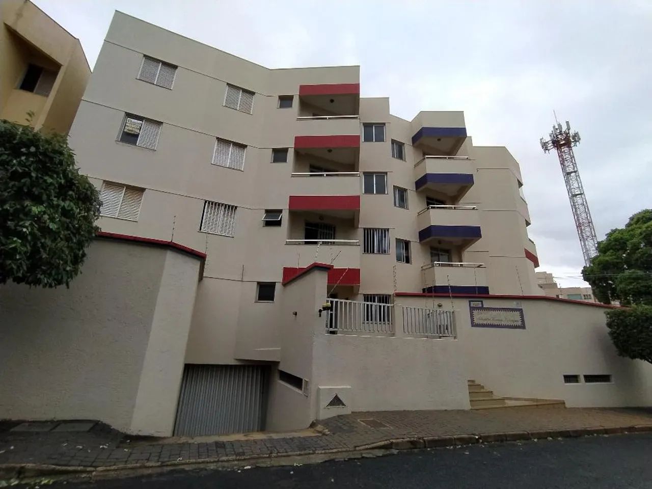 Apartamento Padrão em Uberlândia - Foto 3