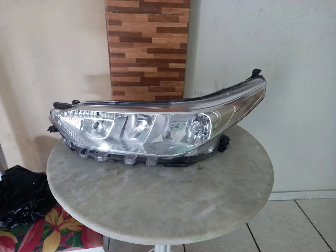 Farol corrolla 2024 original 